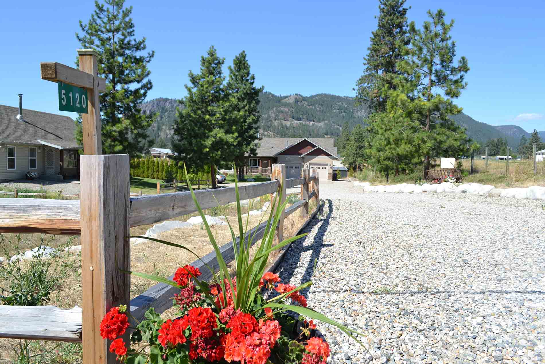 Poolside Retreat Entrance